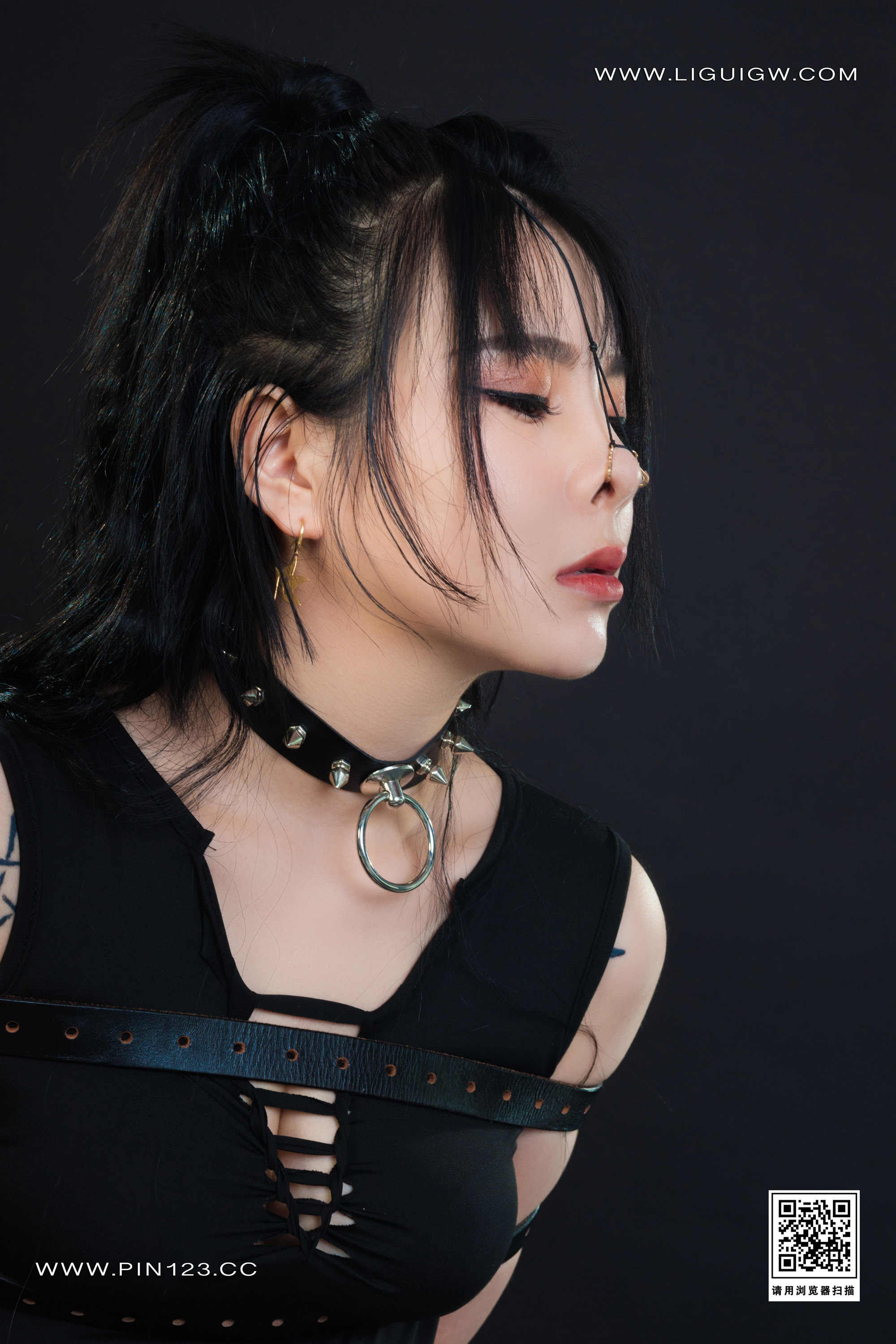 Ligui丽柜 2023.08.18 撕袜四马 小七